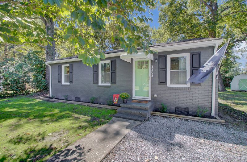 2208 Doris Dr, Charleston, SC 29414