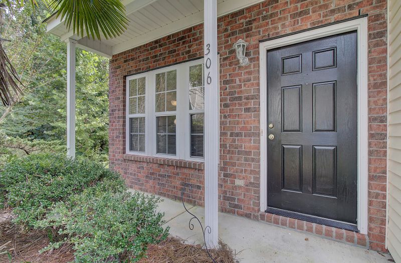306 Tree Branch Cir, Summerville, SC 29483