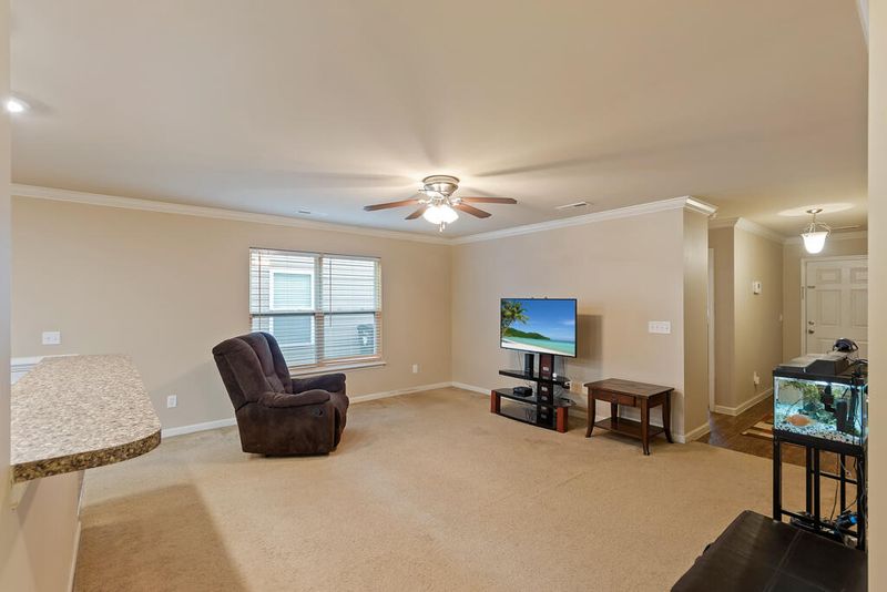 305 Salkahatchie St, Summerville, SC 29485