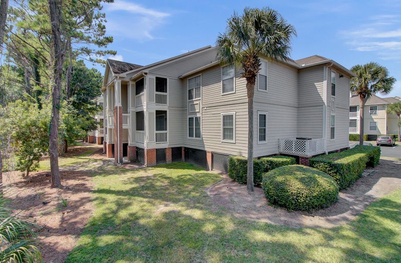 1600 Long Grove Dr #724, Mount Pleasant, SC 29464