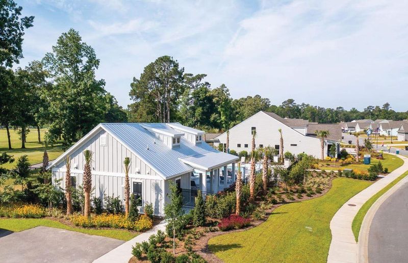 6160 Wilkes Pond Dr, Hollywood, SC 29449