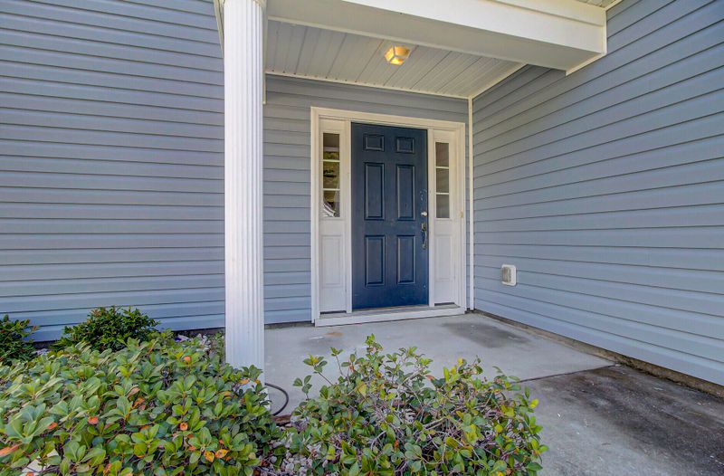 214 Coosawatchie St, Summerville, SC 29485