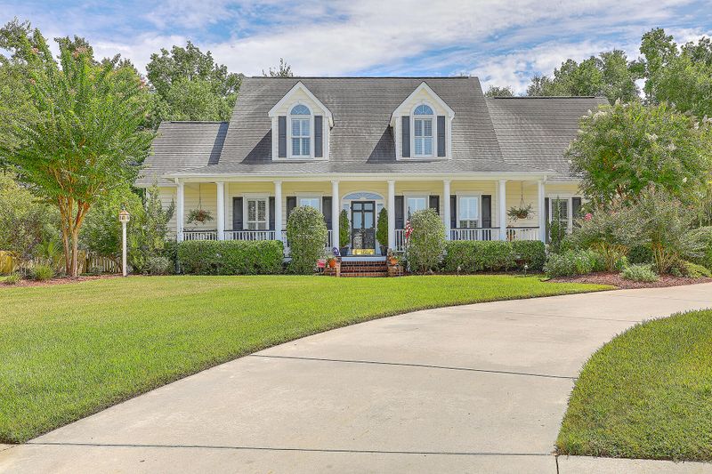 201 Harlech Way, Charleston, SC 29414