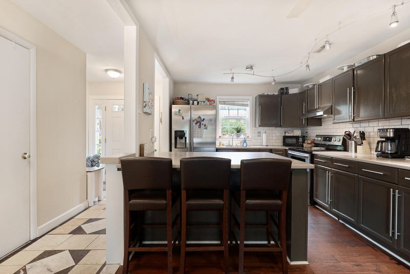 249 Heritage Cir, Mount Pleasant, SC 29464