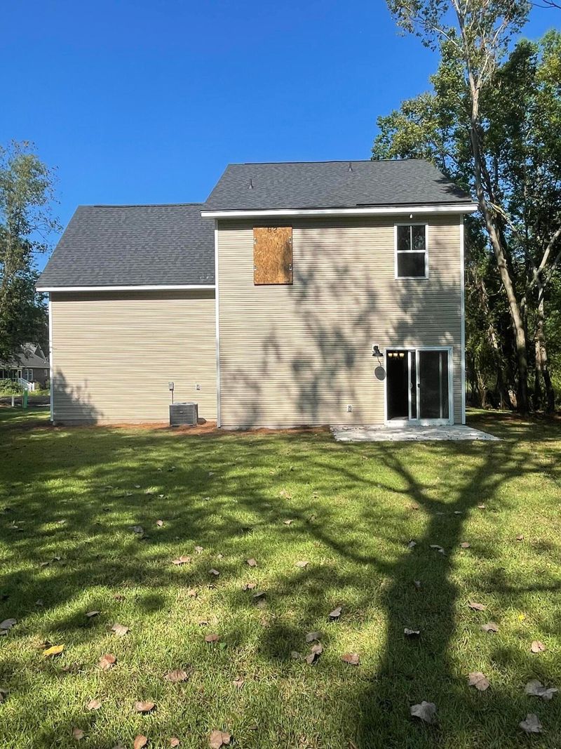 2382 Storen St #8, North Charleston, SC 29406
