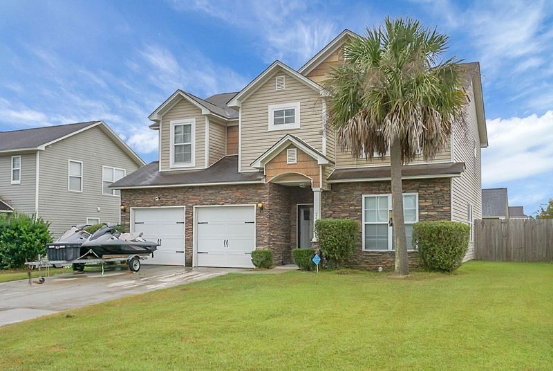 240 Meadow Wood Rd, Summerville, SC 29486