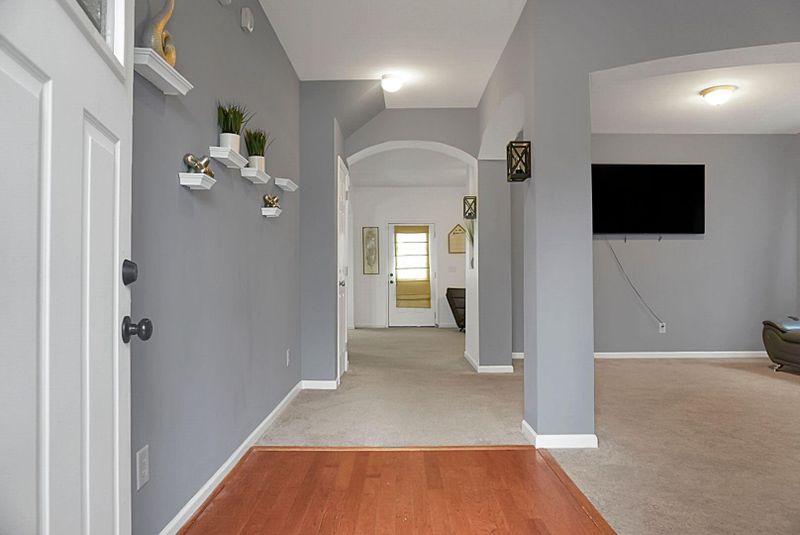 240 Meadow Wood Rd, Summerville, SC 29486