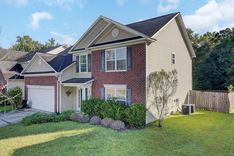 9474 Falling Embers Ln, Ladson, SC 29456