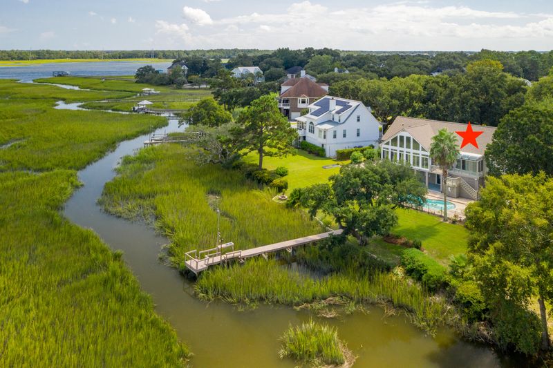 313 Jamesbury Rd, Charleston, SC 29492