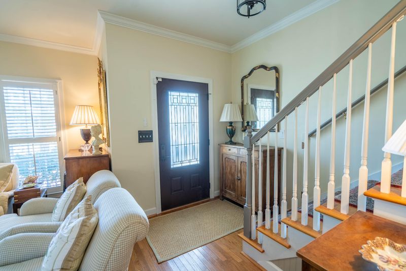 1327 Pherigo St, Mount Pleasant, SC 29464