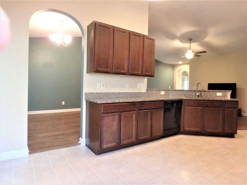 3615 Haymont Ln, Ladson, SC 29456