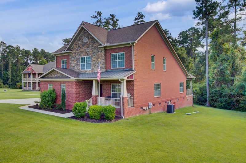 1007 Ironwood Ct, Moncks Corner, SC 29461