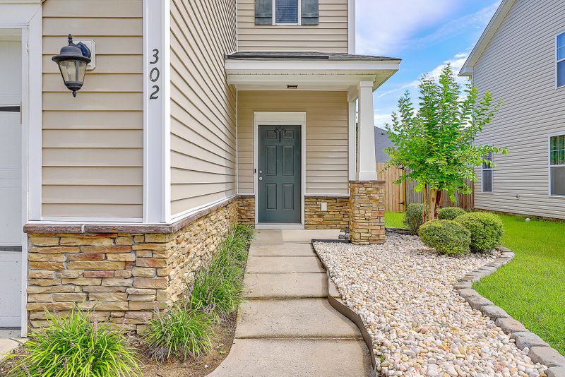 302 Oglethorpe Cir, Moncks Corner, SC 29461