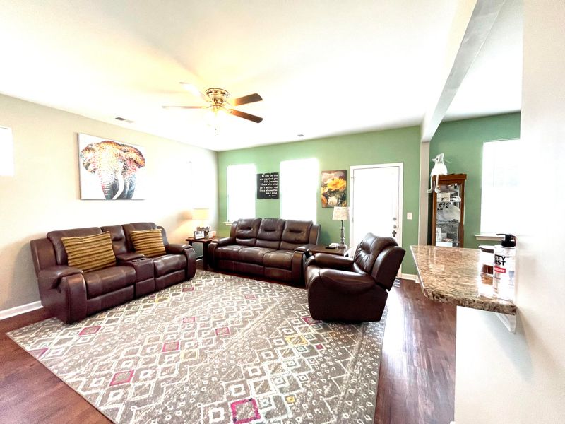 128 Lakestone Rd, Moncks Corner, SC 29461