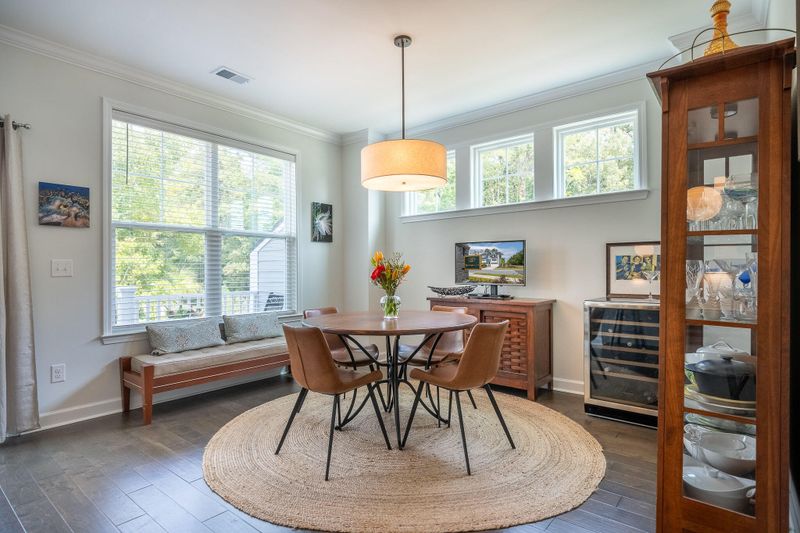 1541 Moss Spring Rd, Mount Pleasant, SC 29466