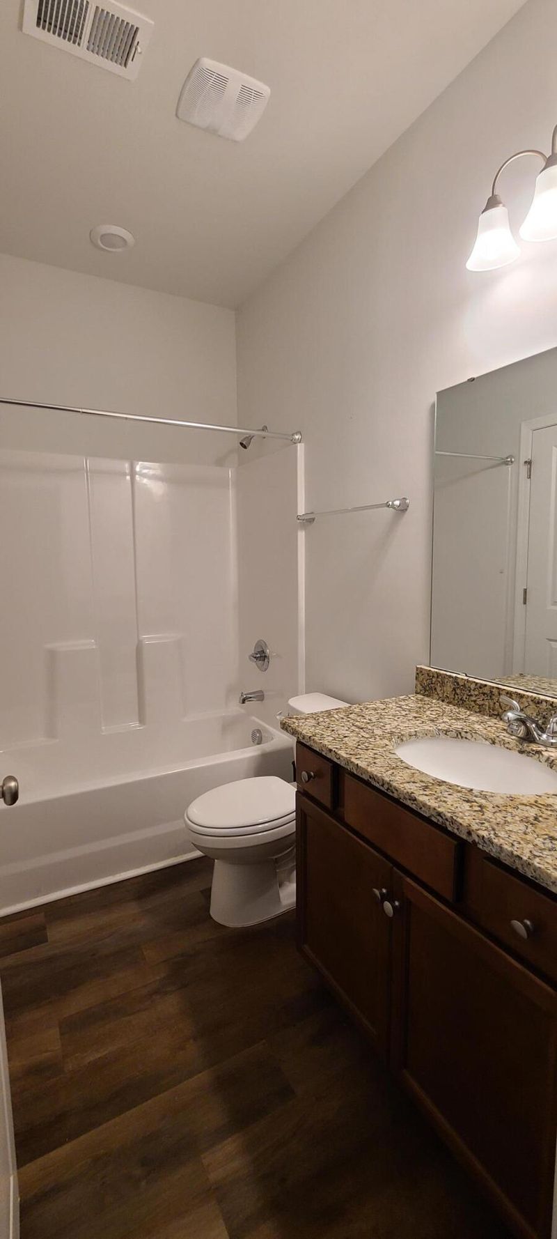 226 Hyrne Dr, Goose Creek, SC 29445