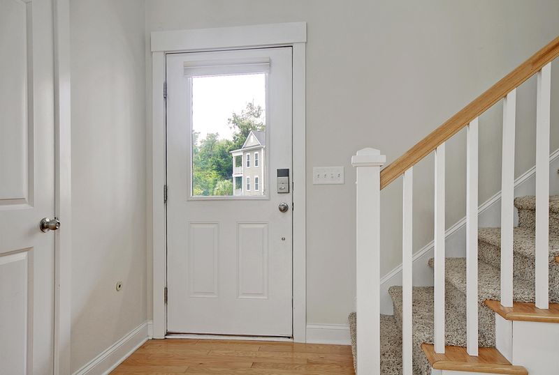 1913 Clay Ln, Charleston, SC 29414