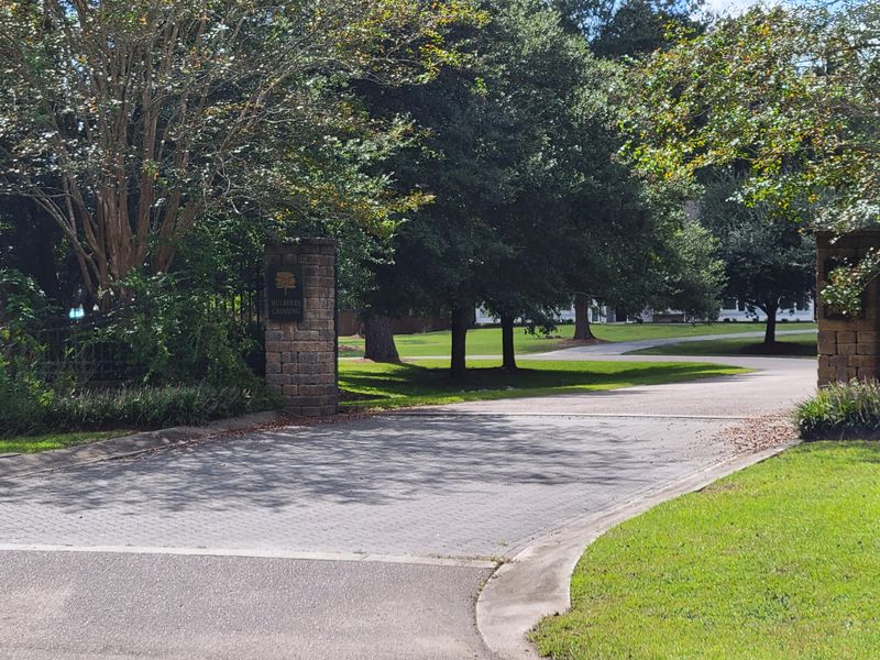 120 Mulberry Crossing Ln, Moncks Corner, SC 29461