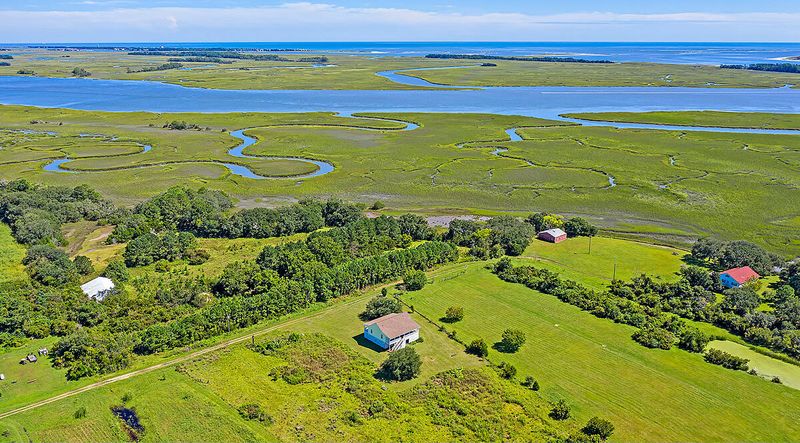 2575 Winnies Way, Johns Island, SC 29455