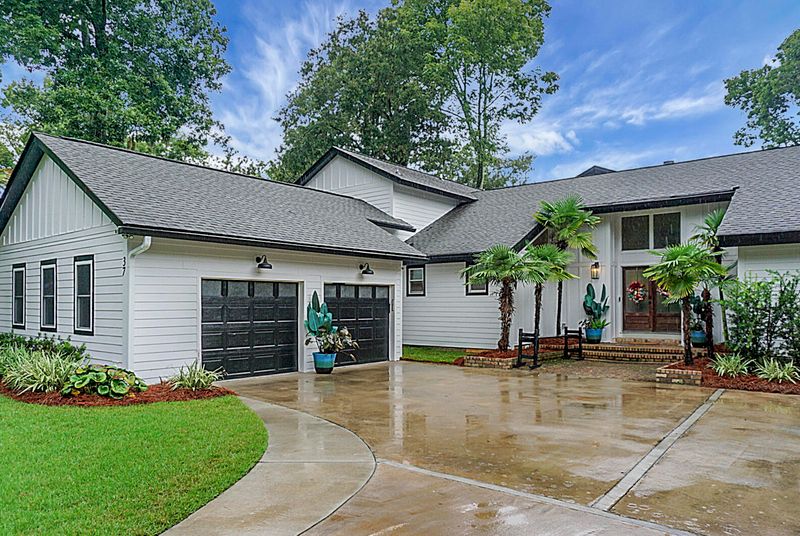 37 Eton Rd, Charleston, SC 29407