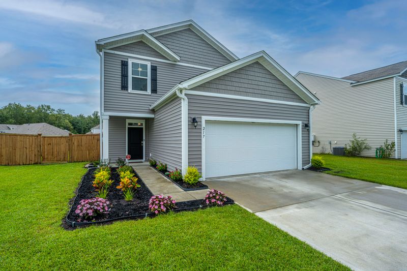217 Goshen Rd, Moncks Corner, SC 29461