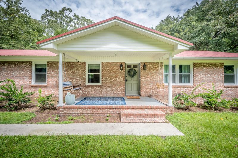 4262 Royal Harbor Rd, Hollywood, SC 29449