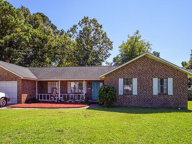 117 Heron Ln, Goose Creek, SC 29445