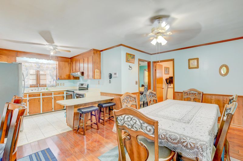 5628 Pryor St, North Charleston, SC 29406