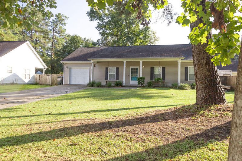 104 Kirksey Dr, Summerville, SC 29485