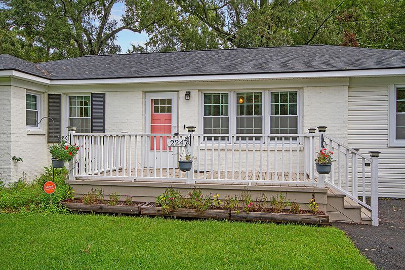 224 Blossom St, Goose Creek, SC 29445