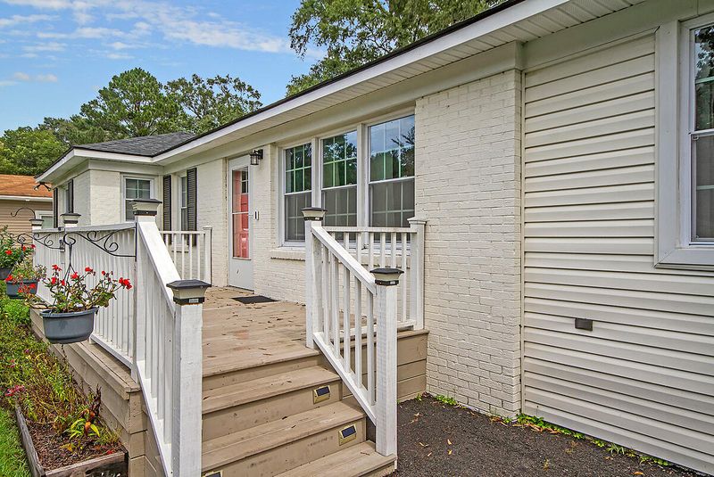 224 Blossom St, Goose Creek, SC 29445