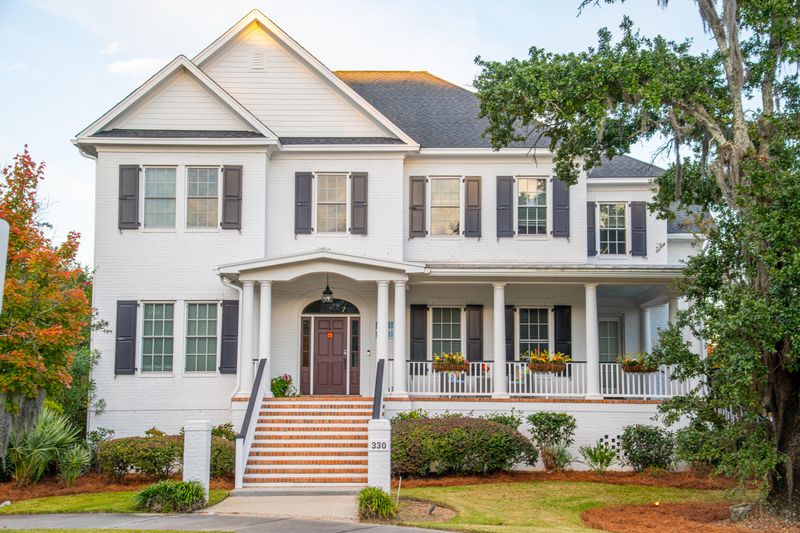 330 Island Park Dr, Charleston, SC 29492