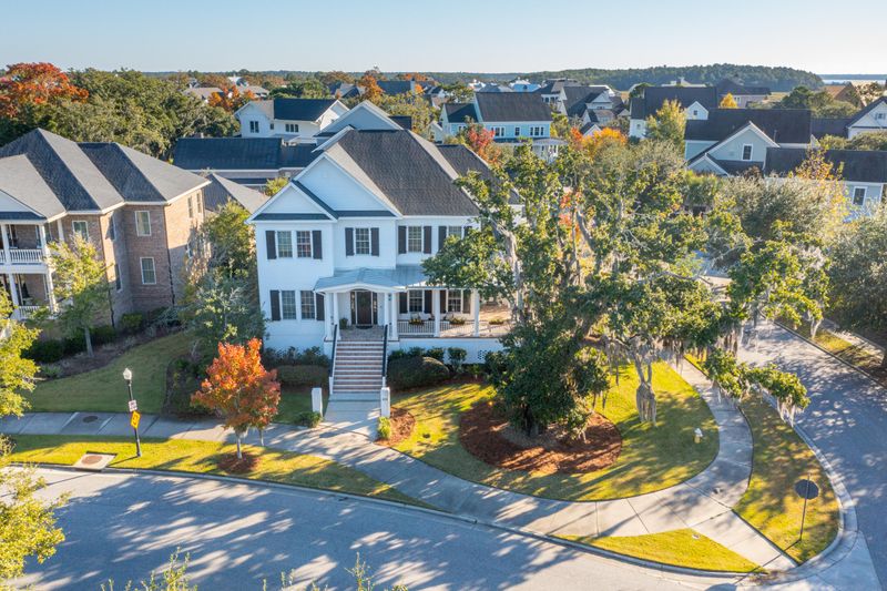 330 Island Park Dr, Charleston, SC 29492