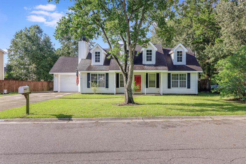 1073 Willowood Ave, Goose Creek, SC 29445