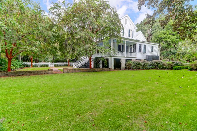 7111 Maybank Hw, Rockville, SC 29732