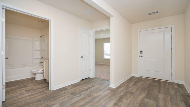 188 Lagoona Dr, Summerville, SC 29483
