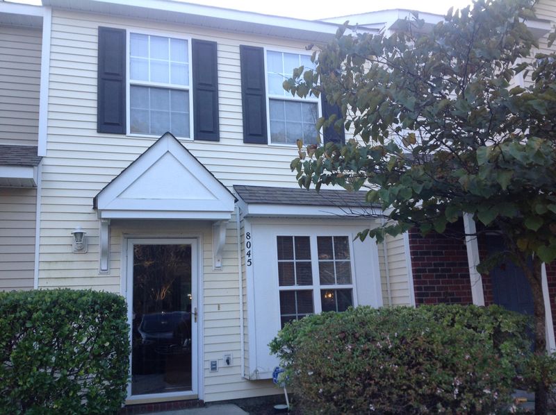 8045 Shadow Oak Dr, North Charleston, SC 29406