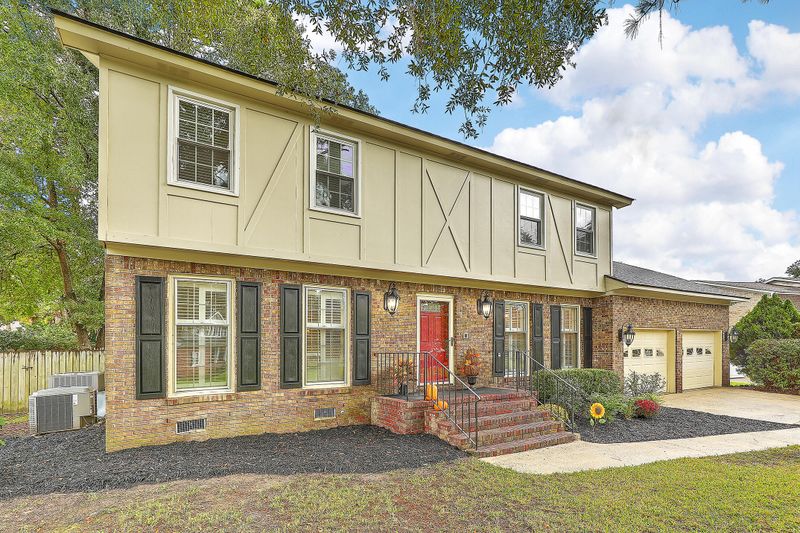 52 S Basilica Ave, Hanahan, SC 29410