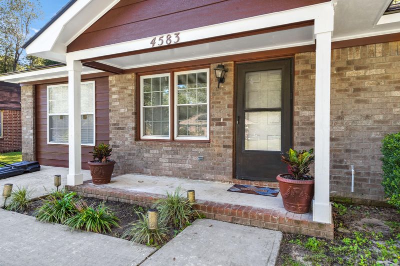 4583 Garwood Dr, Ladson, SC 29456