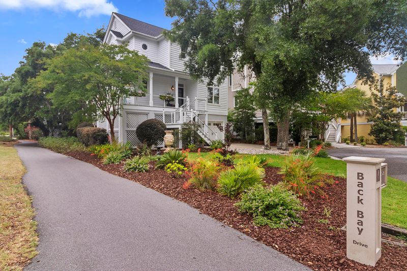 5841 Back Bay Dr, Isle Of Palms, SC 29451