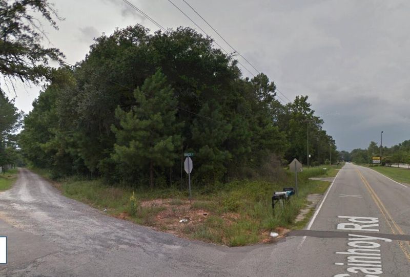 2413 Cainhoy Rd, Huger, SC 29450