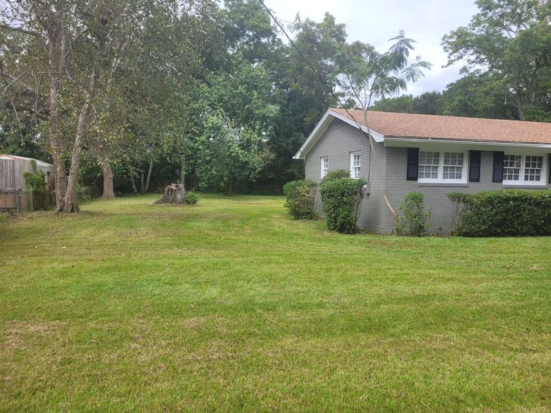 1239 Oxbow Dr, Charleston, SC 29412