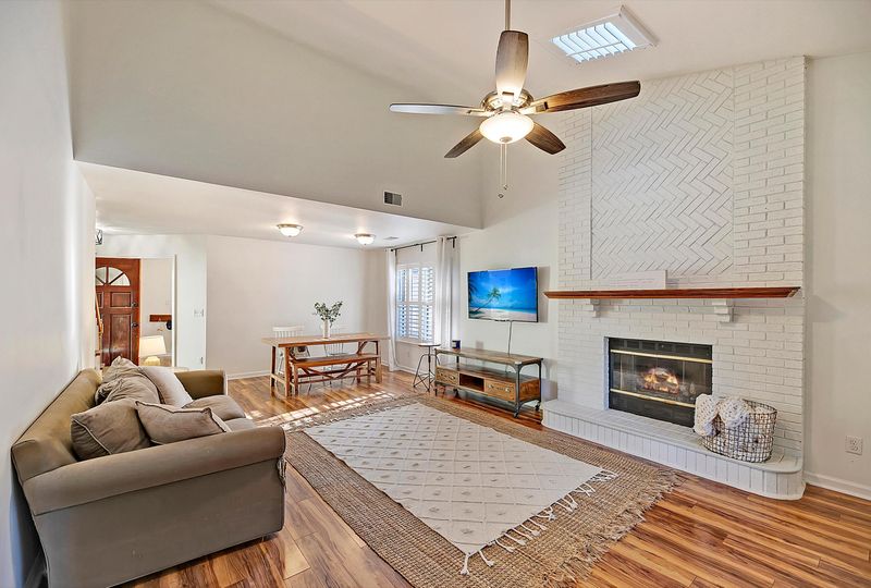 27 Mowler Ct, Charleston, SC 29414
