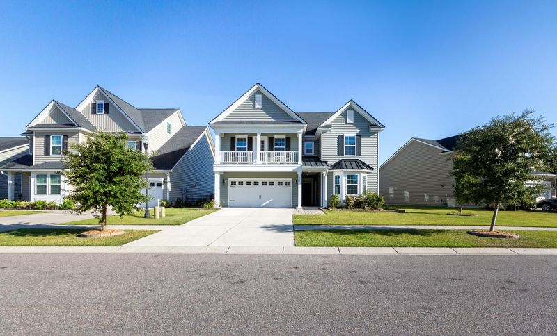 651 Redbud Ln, Summerville, SC 29486
