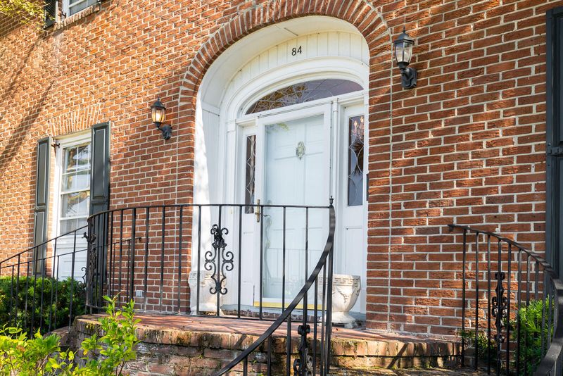 84 Murray Blvd, Charleston, SC 29401