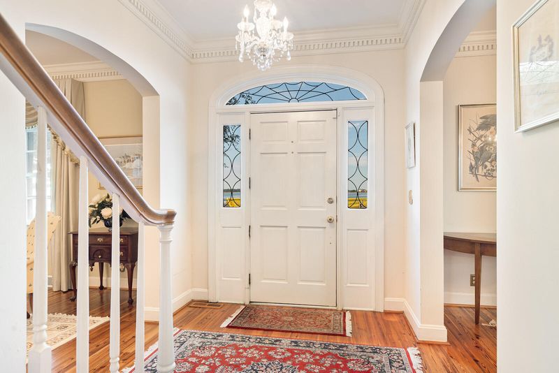 84 Murray Blvd, Charleston, SC 29401