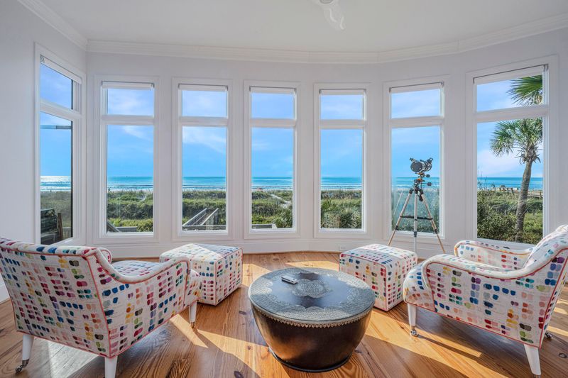 309 W Ashley Ave, Folly Beach, SC 29439