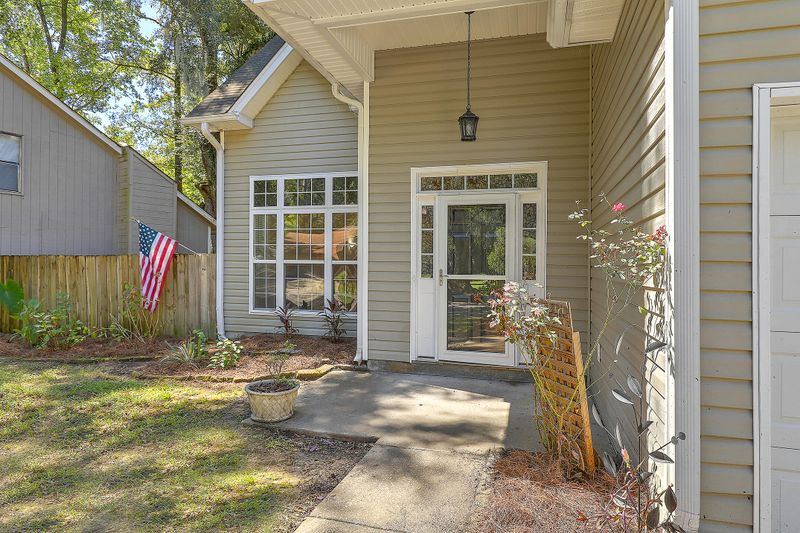 116 Scottswood Dr, North Charleston, SC 29418