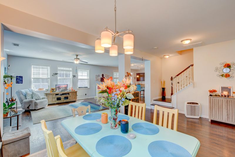 425 Abelia Ln, Summerville, SC 29486