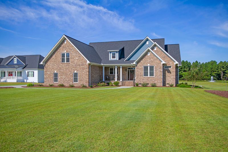 1122 Plantation Overlook Dr, Moncks Corner, SC 29461